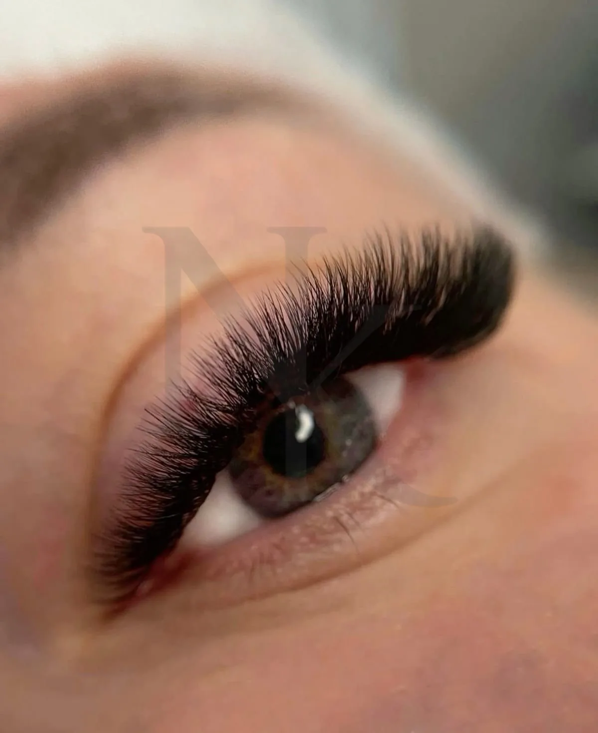 Mega volumen — NK Beauty Studio Šabac